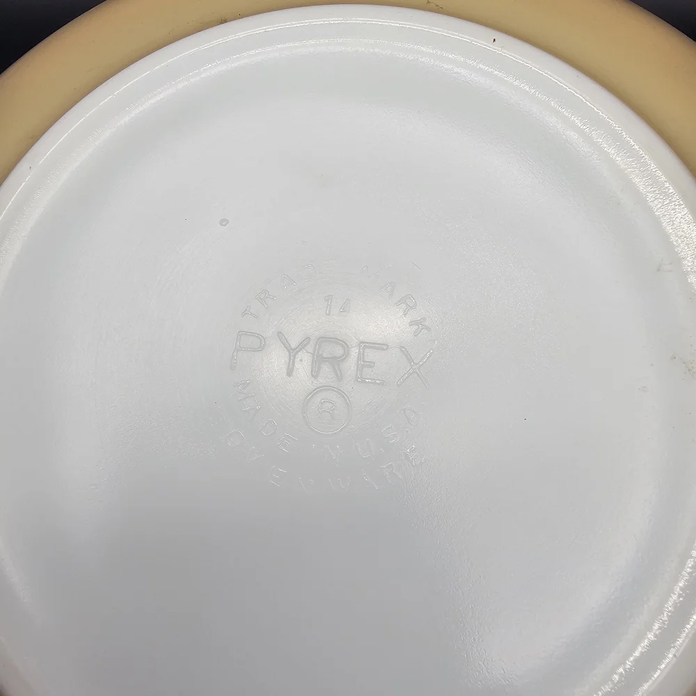 Vintage Pyrex 4 Qt. Tan Gold Hex Signs Promotional Mixing Bowl 1960s Beige 404 - Picture 9 of 14
